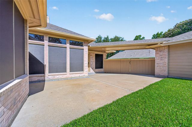 16311 Drystone Lane, Houston, TX 77095