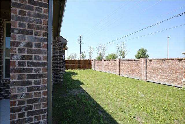 5900 Morning Wind Drive, Mckinney, TX 75070