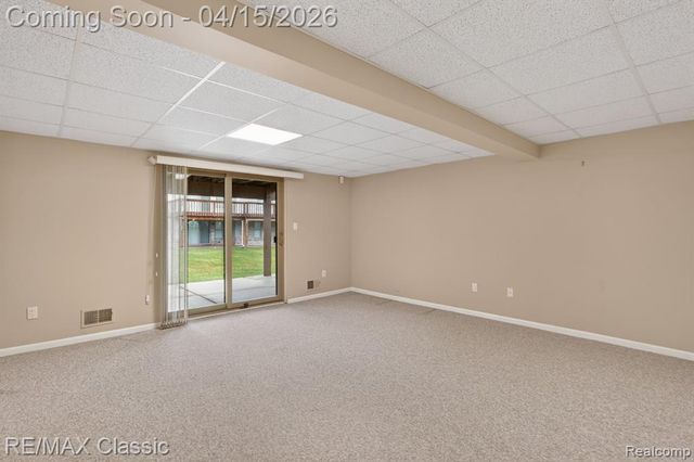 652 Woodside Drive, Milford, MI 48381