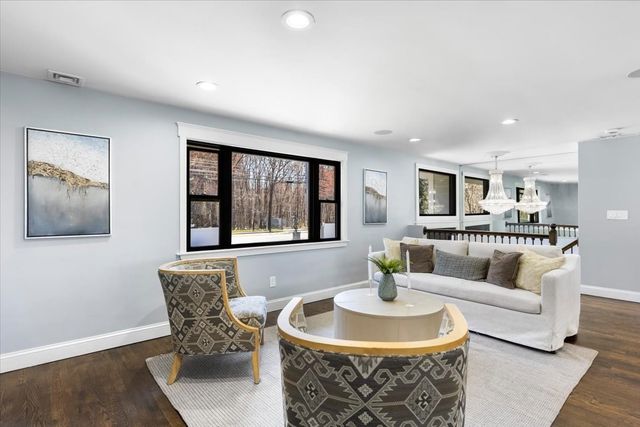 901 Randolph Ave, Milton, MA 02186