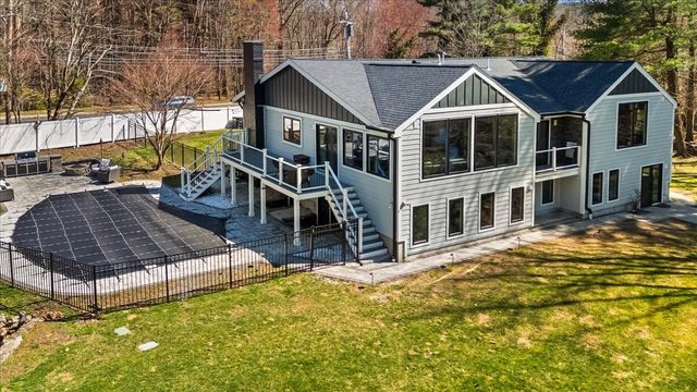 901 Randolph Ave, Milton, MA 02186