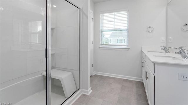 1420 Amberview Lane, Kernersville, NC 27284