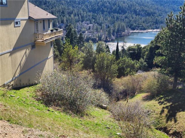 402 Darfo, Crestline, CA 92325