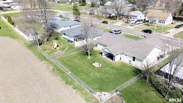 121 STONEMAN Street, East Peoria, IL 61611