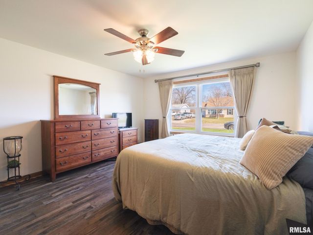 121 STONEMAN Street, East Peoria, IL 61611