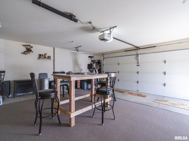 121 STONEMAN Street, East Peoria, IL 61611