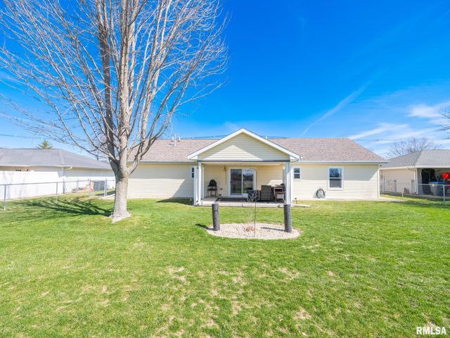 121 STONEMAN Street, East Peoria, IL 61611