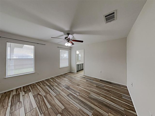 12417 NE Sky Harbor DR, Del Valle, TX 78617