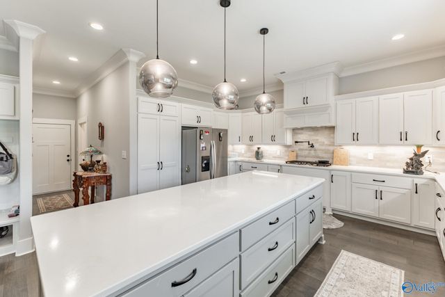 16082 Darby Drive, Athens, AL 35613