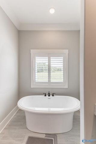 16082 Darby Drive, Athens, AL 35613