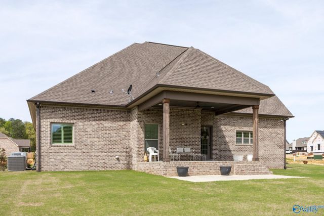 16082 Darby Drive, Athens, AL 35613