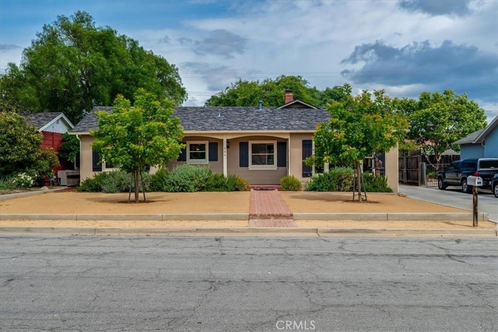 Image 1 of property listing at 584 5th, Solvang, CA 93463