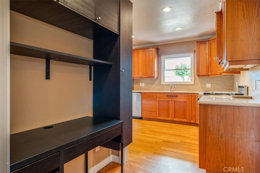 Image 22 of property listing at 584 5th, Solvang, CA 93463