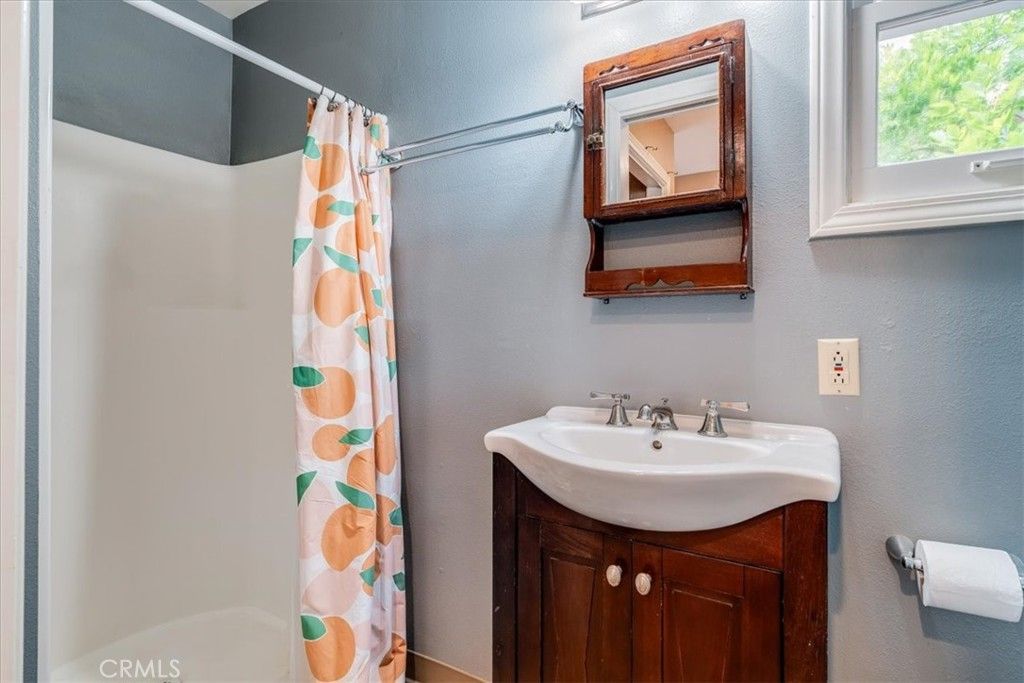 Image 30 of property listing at 584 5th, Solvang, CA 93463