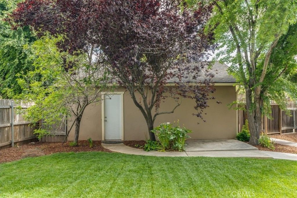 Image 32 of property listing at 584 5th, Solvang, CA 93463
