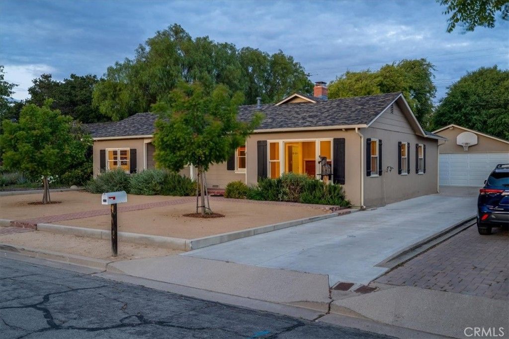 Image 39 of property listing at 584 5th, Solvang, CA 93463
