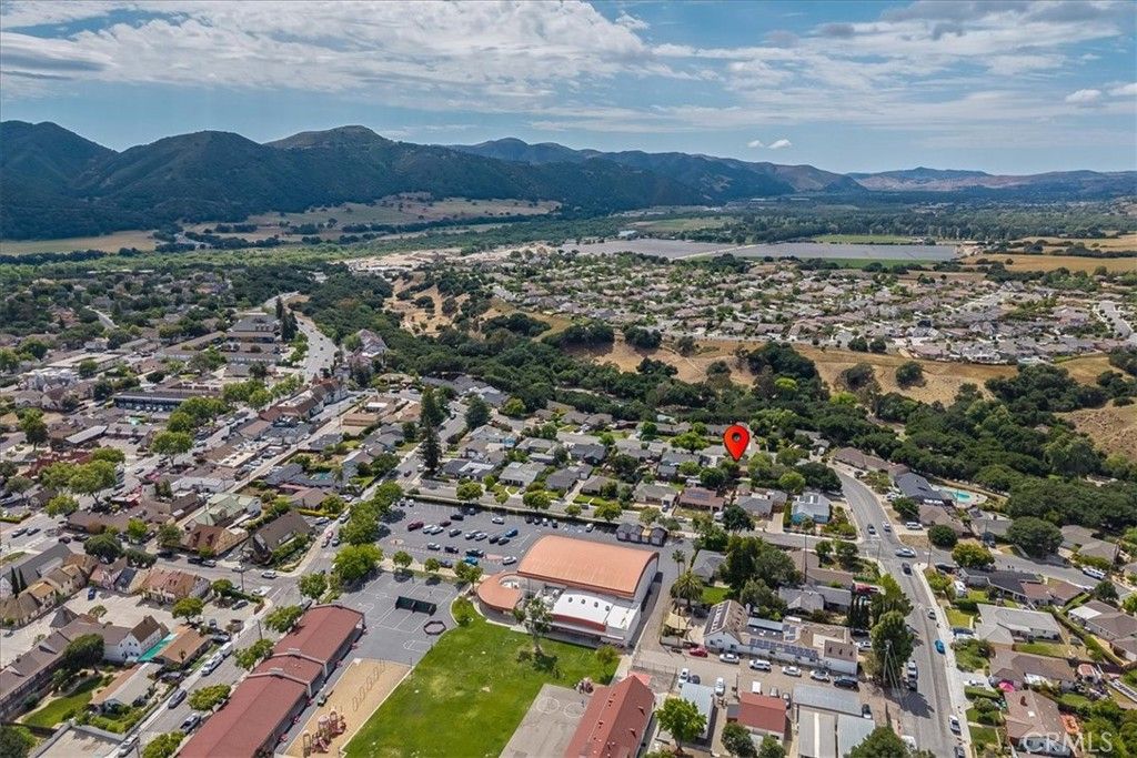 Image 54 of property listing at 584 5th, Solvang, CA 93463