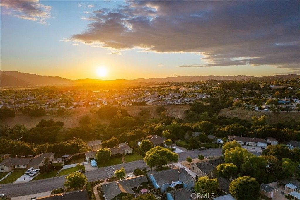 Image 59 of property listing at 584 5th, Solvang, CA 93463