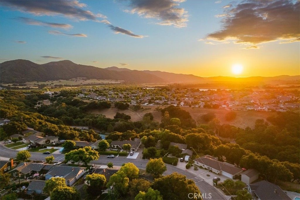 Image 60 of property listing at 584 5th, Solvang, CA 93463