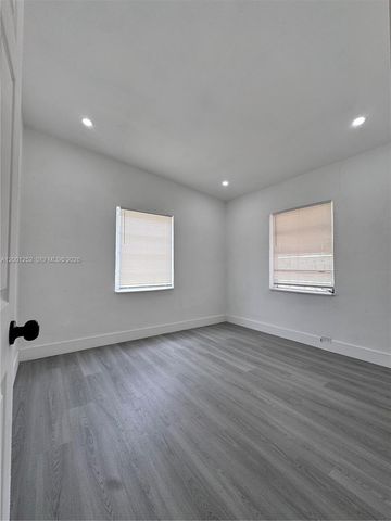 2445 NW 162nd Ter, Miami Gardens, FL 33054