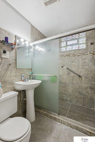 3511 N 25th Street, Omaha, NE 68111