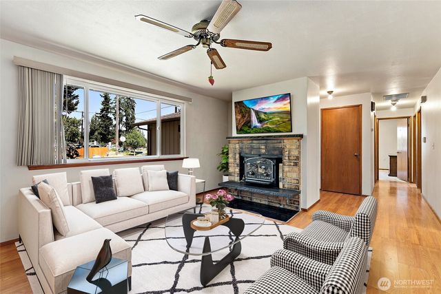 1618 172nd Street E, Spanaway, WA 98387