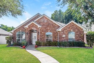 108 Norwood Lane, Lancaster, TX 75146