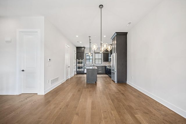 2290 Quarry Trails Drive, Columbus, OH 43228