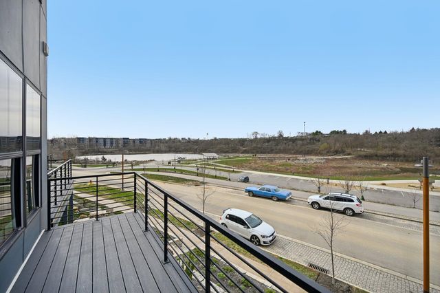 2290 Quarry Trails Drive, Columbus, OH 43228