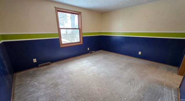 7816 N Clover Lane, Walkerton, IN 46574