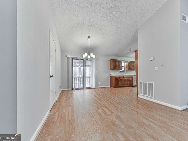 5506 Vaughn Road, Woodstock, GA 30188