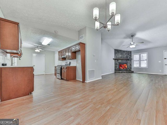 5506 Vaughn Road, Woodstock, GA 30188