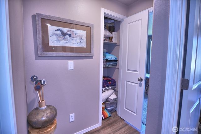 1028 W Sequoia Road, Moses Lake, WA 98837