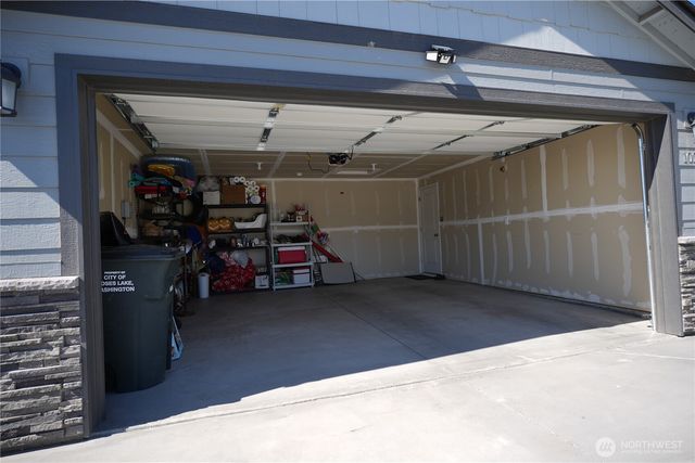 1028 W Sequoia Road, Moses Lake, WA 98837