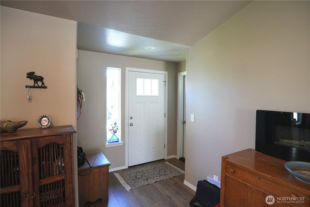 1028 W Sequoia Road, Moses Lake, WA 98837