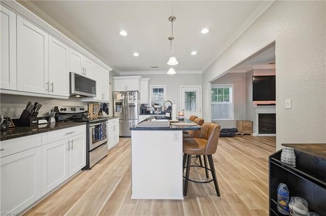 5132 Charlotte ST, Chesapeake, VA 23321