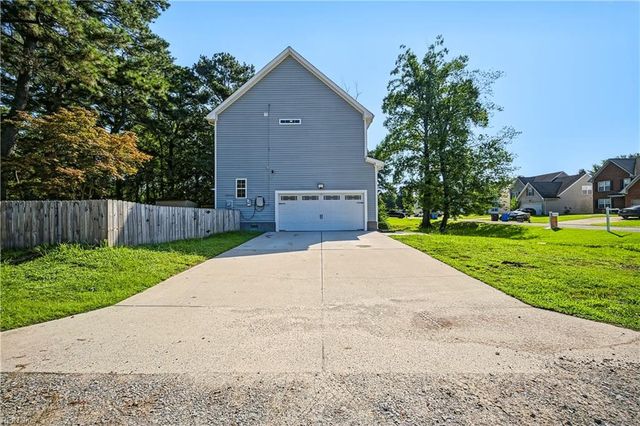 5132 Charlotte ST, Chesapeake, VA 23321
