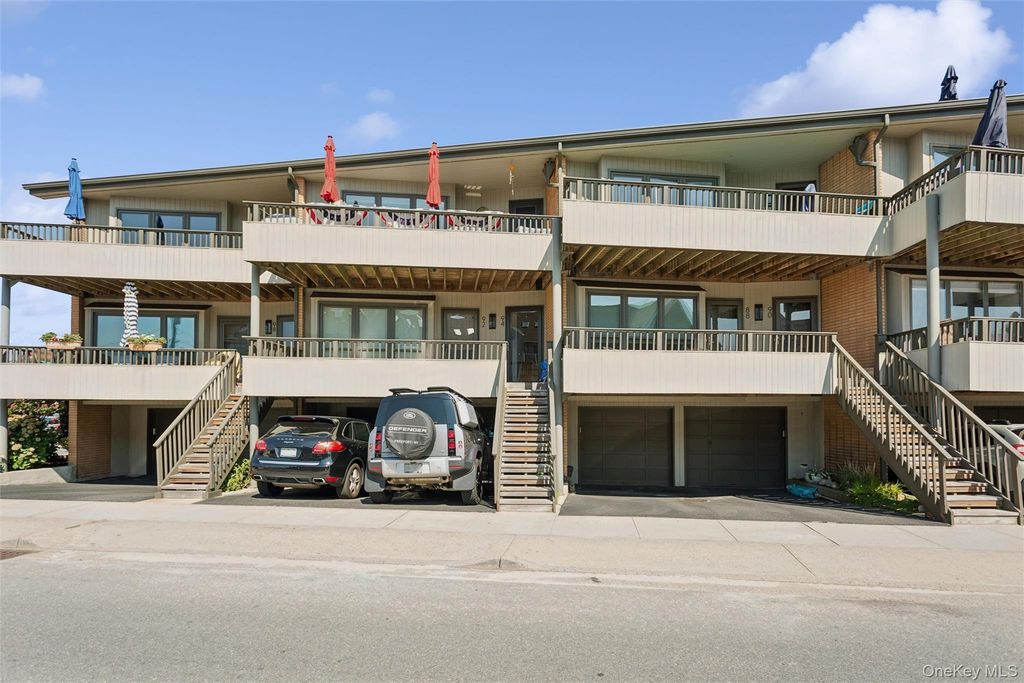 94 Pacific Boulevard, Long Beach, NY 11561 — photo 2