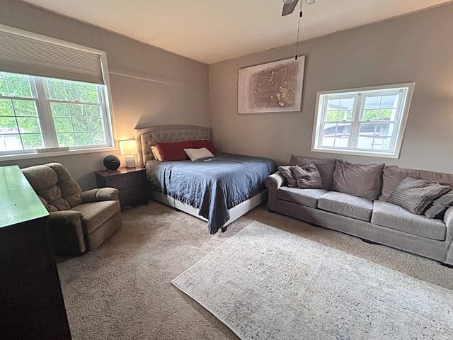 1125 W Broadway Street, Loogootee, IN 47553