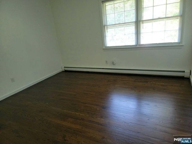 232 Steves Lane, Franklin Lakes, NJ 07417