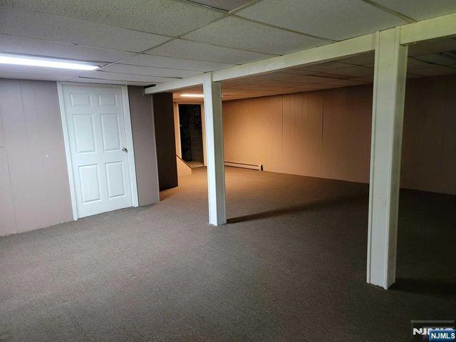 232 Steves Lane, Franklin Lakes, NJ 07417