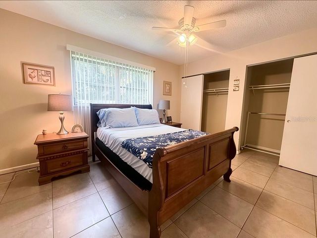 6044 22ND AVENUE N 2, St Petersburg, FL 33710