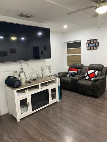 15645 NW 158, Miami Gardens, FL 33054