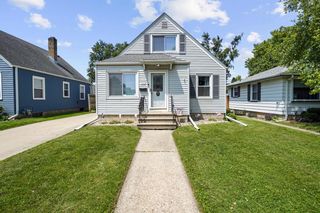 7018 31st AVENUE, Kenosha, WI 53142