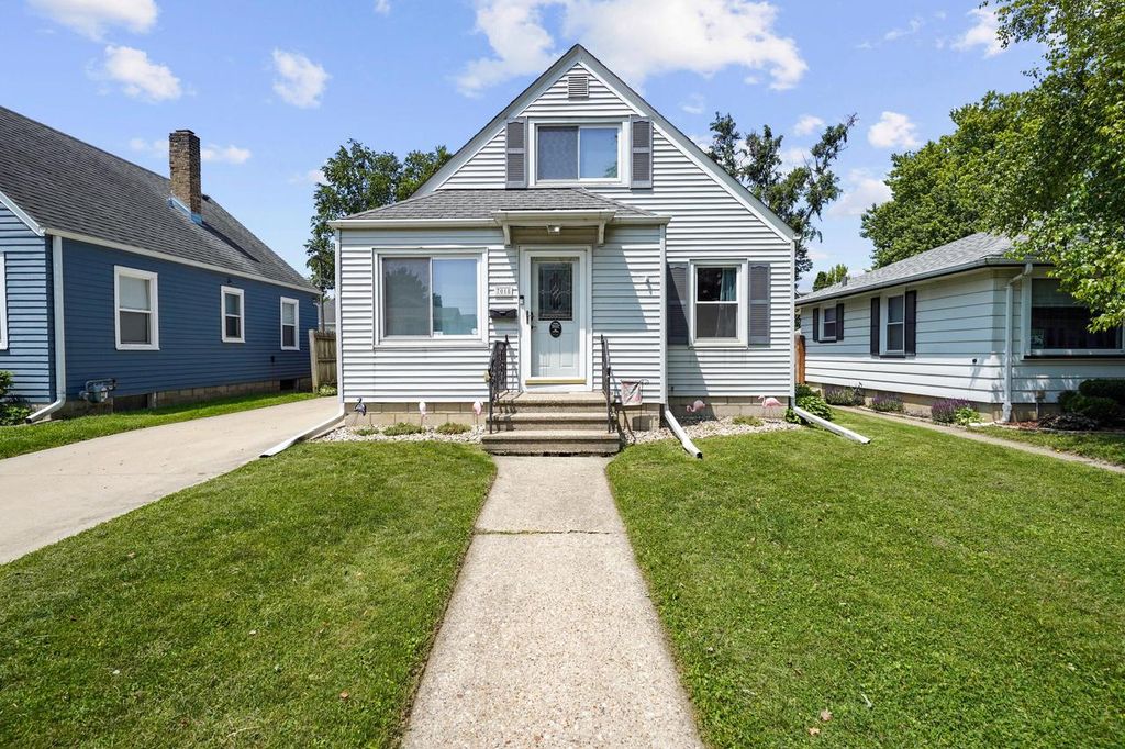 7018 31st AVENUE, Kenosha, WI 53142