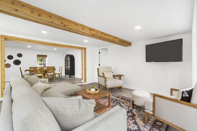 1480 Peebles Point Road, Cape Fair, MO 65624