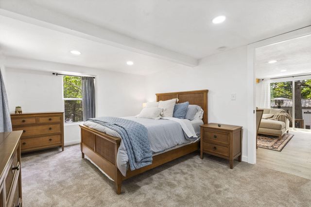 1480 Peebles Point Road, Cape Fair, MO 65624