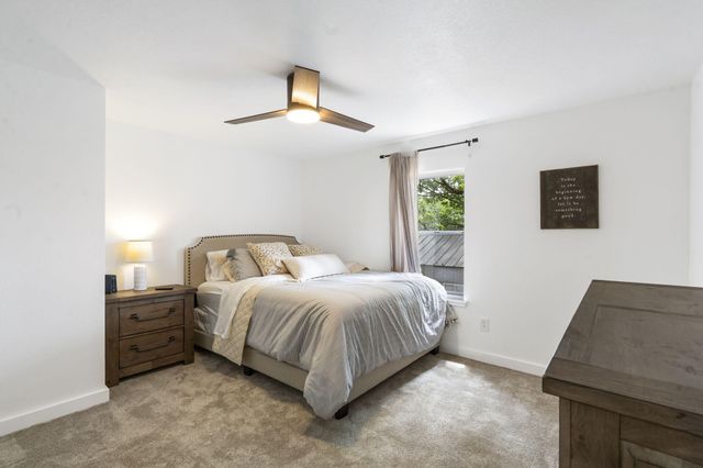 1480 Peebles Point Road, Cape Fair, MO 65624