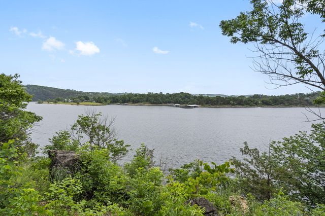 1480 Peebles Point Road, Cape Fair, MO 65624