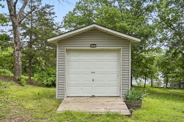 1480 Peebles Point Road, Cape Fair, MO 65624